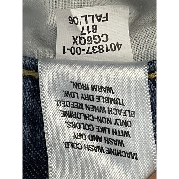 Old Navy Bermuda Shorts Womens 8 Blue Denim Ultra Low Rise Stretch Jean 00s Y2K - Picture 9 of 11